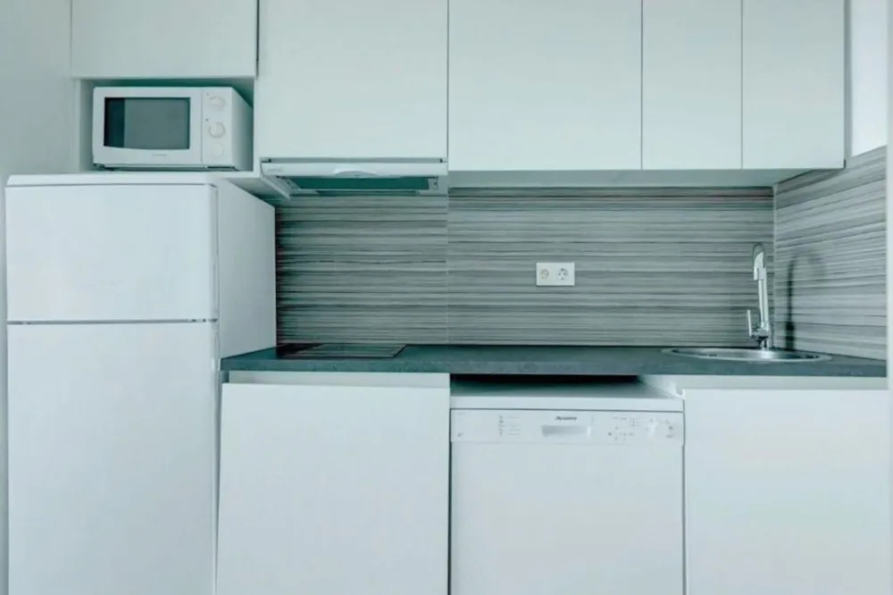 Location - Studio B - Alannia ELS PRATS