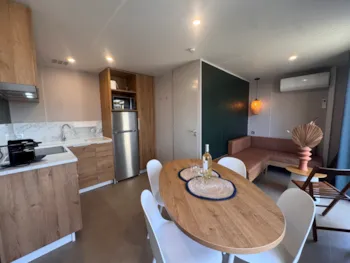 Mietunterkunft - Mobil-Home Moorea Spa & Rooftop - 52M2 - International Village Sport & Spa