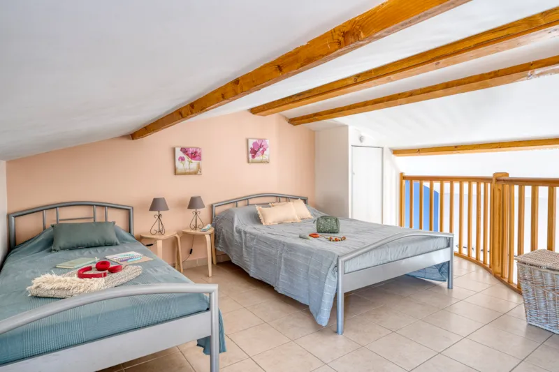 2 Pieces Mezzanine - 5 Personnes - 48 M²