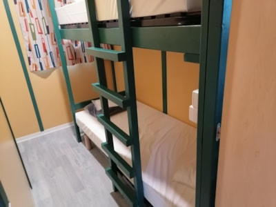 Chalet EPICEA confort 48m2,(3bedroom-6 pers) with covered terrace, air conditioning and wifi for short stay — 5