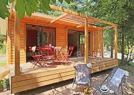 Mietunterkunft - Hûtte Ottawa Premium  33M² (3 Zimmer) + Überdachte Terrasse 14M² + Klimaangle+ Dishwasher - Flower CAMPING LES FAUVETTES