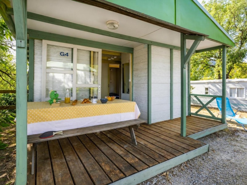 Hütte GECKO Standard 20m² (2 zimmer) + überdachte Terrasse 7m²