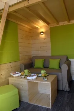 Location - Carré D'étoiles  Climatise / Avec Petit Déjeuner / 2 Pers Inclus / Spa Privatif En Option - image n°3 - Roulottes et Cabanes de Saint Cerice