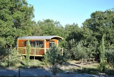Roulottes et Cabanes de Saint Cerice - Ardeche
