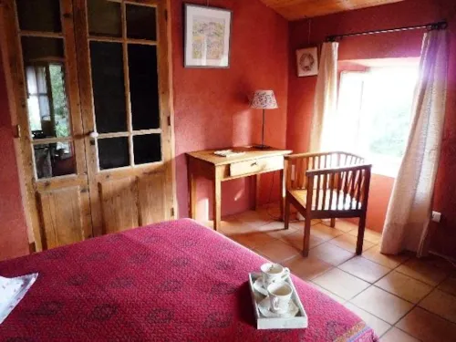 Mietunterkunft - Petit Mas Mit Frühstück - image n°7 - Roulottes et Cabanes de Saint Cerice