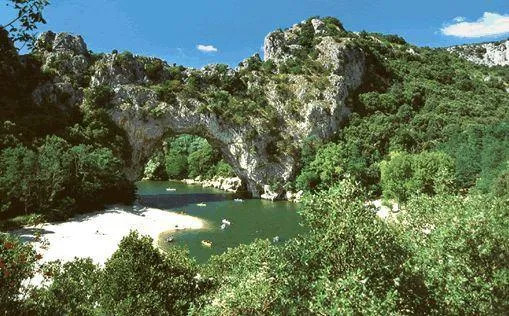 Roulottes et Cabanes de Saint Cerice - image n°25 - Ardeche