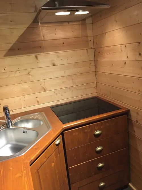 Mietunterkunft - Cabin Lodge Mit Frühstück Und Private Spa - image n°4 - Roulottes et Cabanes de Saint Cerice