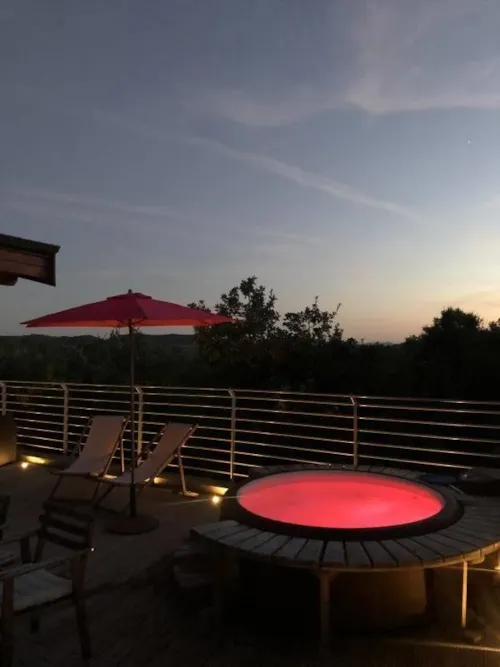 Mietunterkunft - Cabin Lodge Mit Frühstück Und Private Spa - image n°8 - Roulottes et Cabanes de Saint Cerice