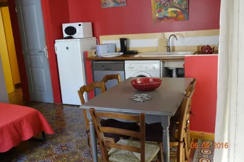 Mietunterkunft - Ferienhaus - image n°4 - Roulottes et Cabanes de Saint Cerice