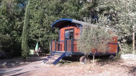 Mietunterkunft - Planwagen  All-Inclusive-Formel - image n°9 - Roulottes et Cabanes de Saint Cerice