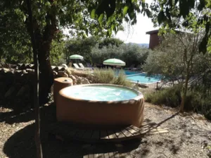 Locatif - Planwagen  All-Inclusive-Formel - Roulottes et Cabanes de Saint Cerice