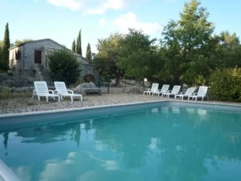 Roulottes et Cabanes de Saint Cerice - image n°9 - Ardeche