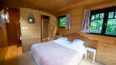 Gypsy wagon hotel style