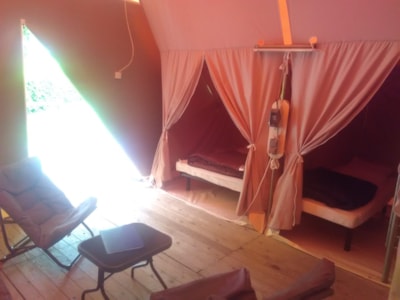 Small Lodge 20m² (2 bedrooms) without toilet — 2
