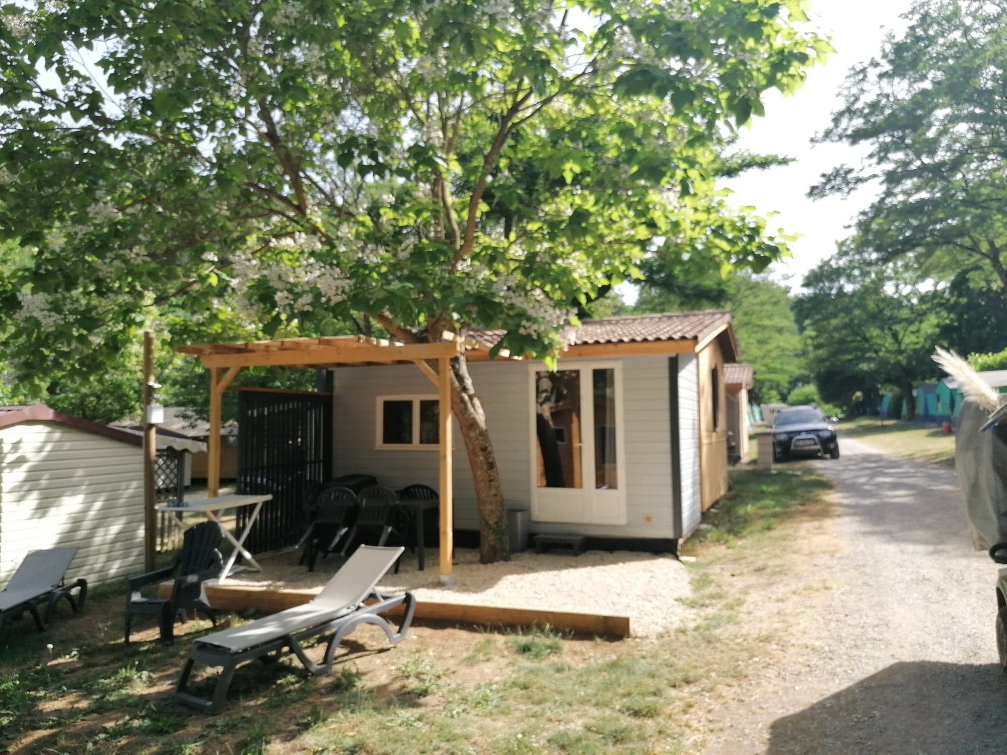 Mietunterkunft - 5-Personen-Chalet, Klimatisiert Mit Tv Und Geschirrspüler - Camping Coeur d'Ardèche