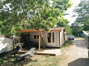 Locatif - 5-person chalet, air-conditioned with TV and dishwasher - Camping Coeur d'Ardèche