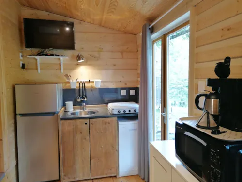 Location - Chalet Avec Spa 5 Places, Climatisé, Lave Vaisselles Et Tv - image n°4 - Camping Coeur d'Ardèche