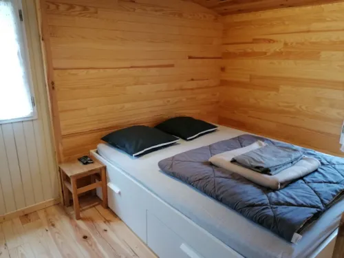 Accommodation - Grand Luxury Chalet 10 People - image n°8 - Camping Coeur d'Ardèche