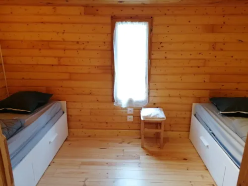 Accommodation - Grand Luxury Chalet 10 People - image n°9 - Camping Coeur d'Ardèche