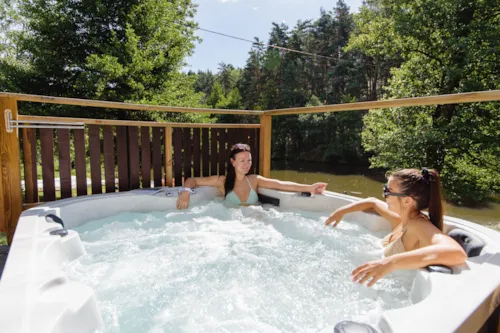 Accommodation - Grand Luxury Chalet 10 People - image n°2 - Camping Coeur d'Ardèche