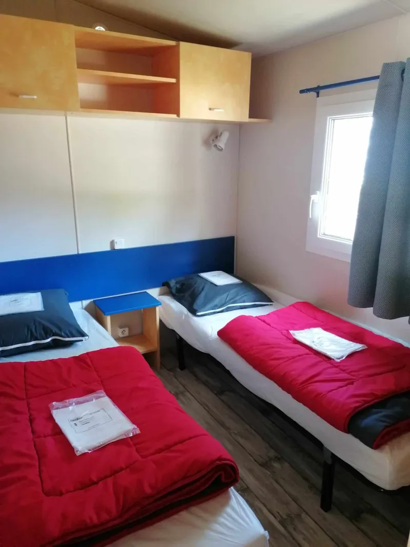 Mobil-Home 6/8 Places, 32M² (3 Chambres). Tv