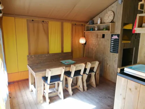 Accommodation - Safari Tent 6-Person, Air-Conditioned - image n°6 - Camping Coeur d'Ardèche