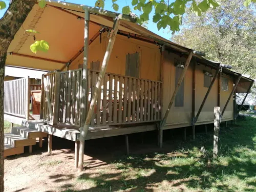 Accommodation - Safari Tent 6-Person, Air-Conditioned - image n°2 - Camping Coeur d'Ardèche