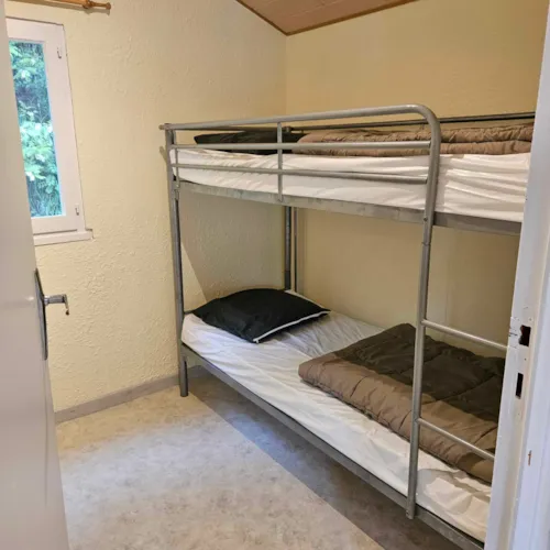 Accommodation - Chalet 4Pl Climatisé 30M². Tv - image n°3 - Camping Coeur d'Ardèche