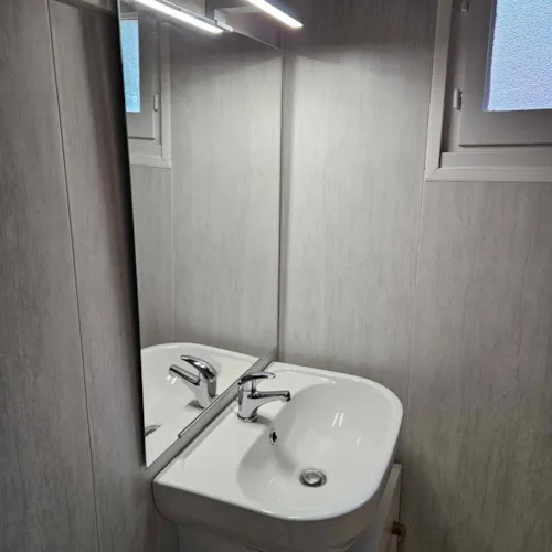 Accommodation - Chalet 4Pl Climatisé 30M². Tv - image n°6 - Camping Coeur d'Ardèche