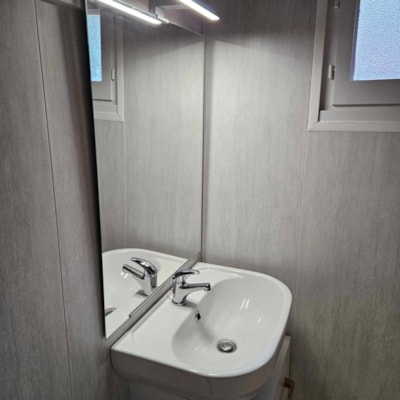 Chalet 4pl climatisé 30m². TV — 6