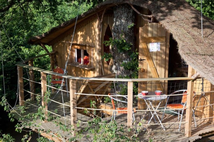 Cabane Dans Les Arbres (Avec Toilettes Sèches, Sans Douche)