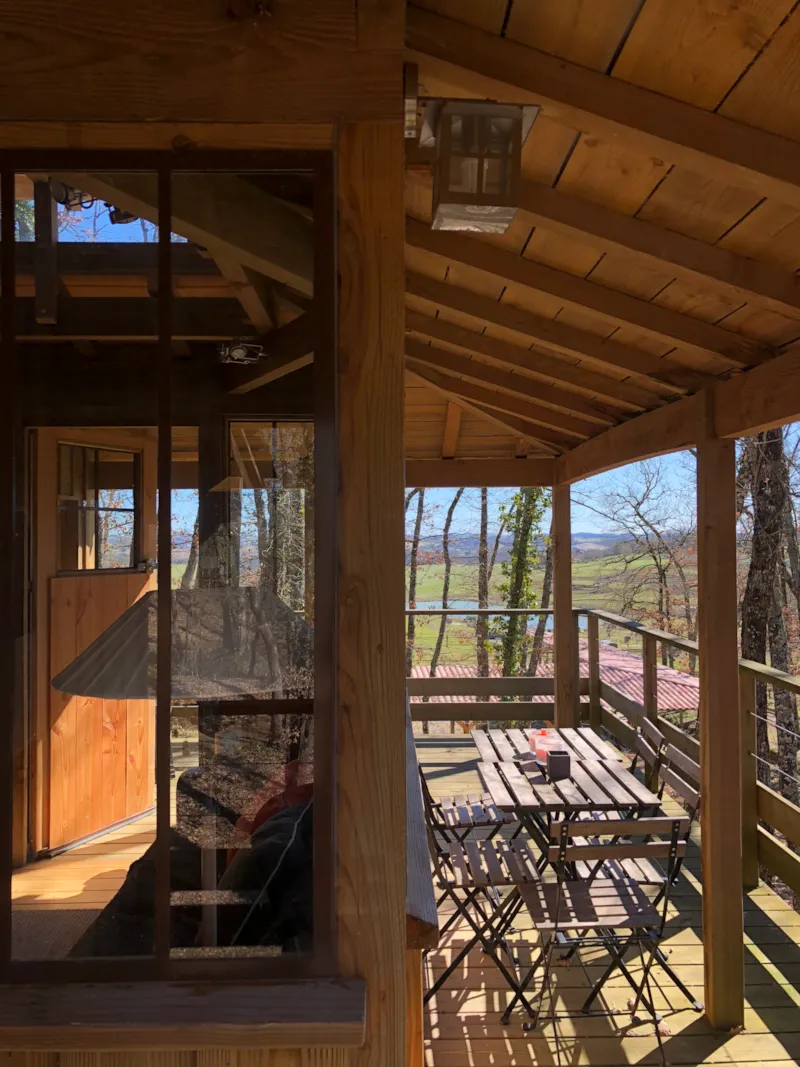 Cabane Perchée Familiale Avec Jacuzzi Dans Les Bois
