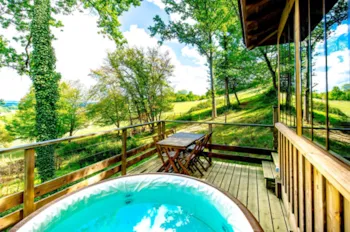 Location - Cabane Et Jacuzzi Privatif - Domaine d'Escapa