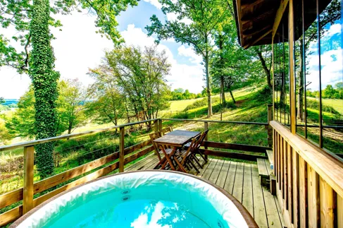 Cabane Et Jacuzzi Privatif