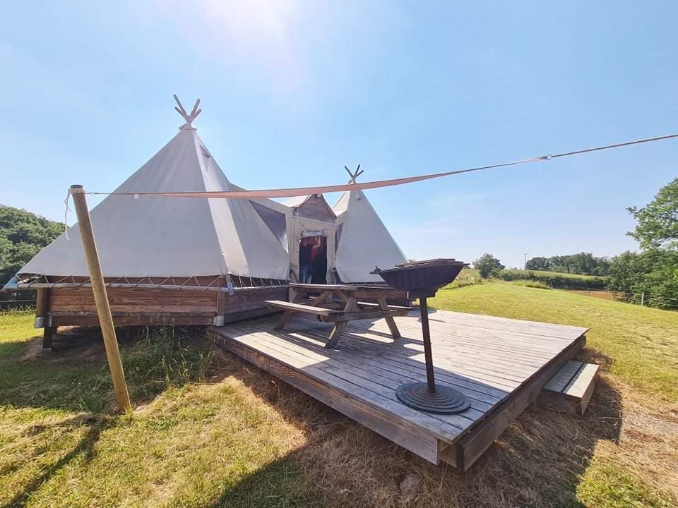 Location - Tipi Lodge - Camping Domaine d'Escapa