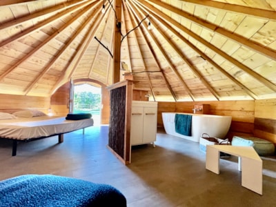 hut