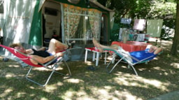 CAMPING LES SOURCES - image n°30 - Roulottes