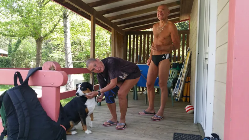 Chalet Confort Avec Terrasse (Avec Climatisation Mobile En Option)