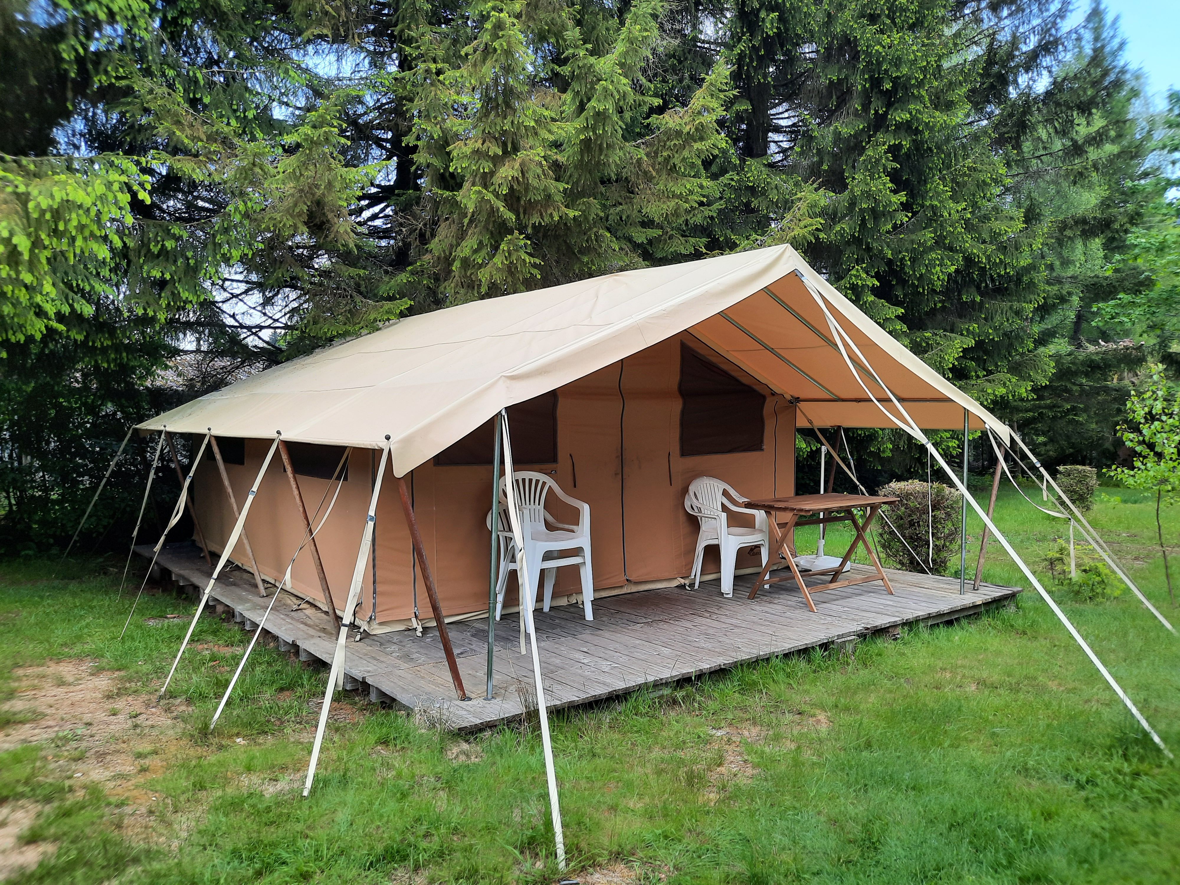 Location - Tente Cabanon 4 Couchages - Camping Les Granges-Bas