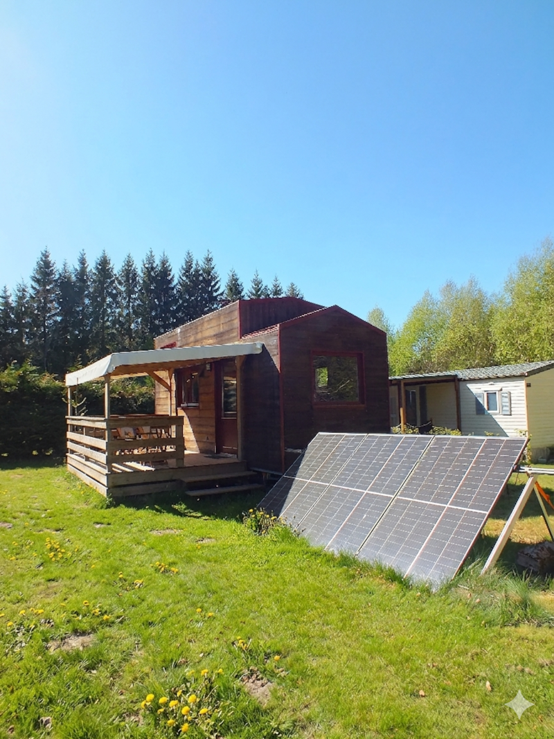 Tiny house mit einem Zimmer im Mezzanin