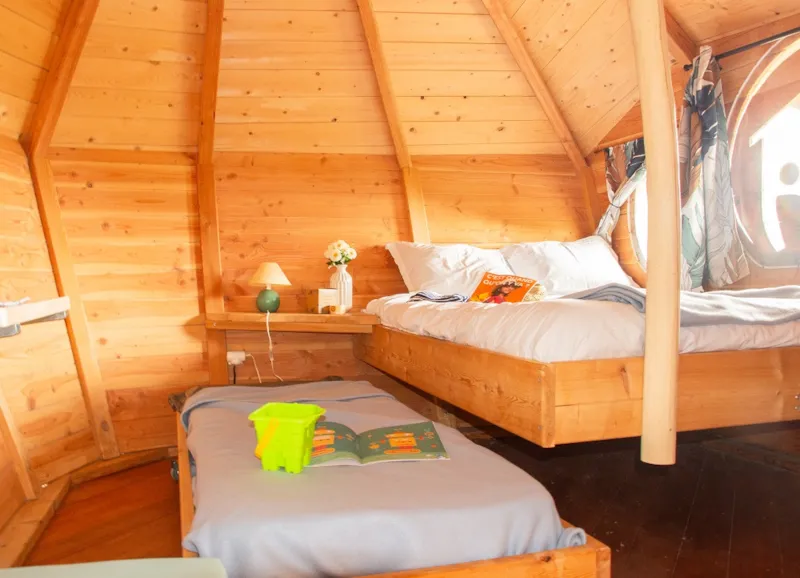 Cabane Dans Les Arbres À 5M Petit Déjeuner Et Draps Inclus