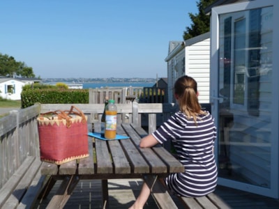 Comfort 3-bedroom mobile home with TV — 2