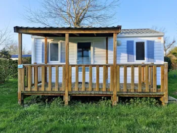 Mietunterkunft - Mobil Home Klassik Iles Bretonnes, 2 Zimmer| 23 M² | 🐕✔️ | 🚗 Inklusive - Sites et Paysages La Torche