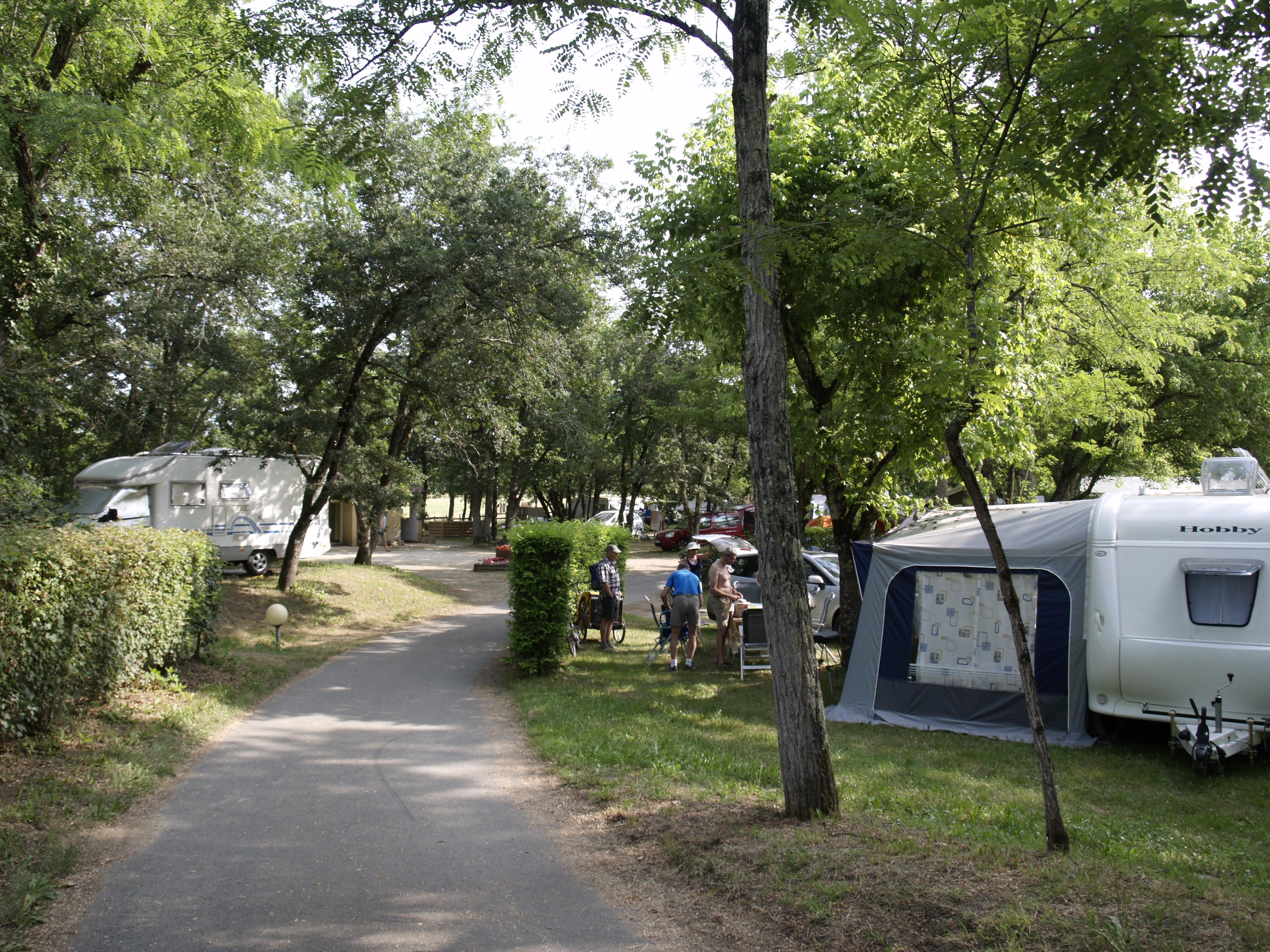 Camping Le Rocher De La Cave Lire les 267 avis