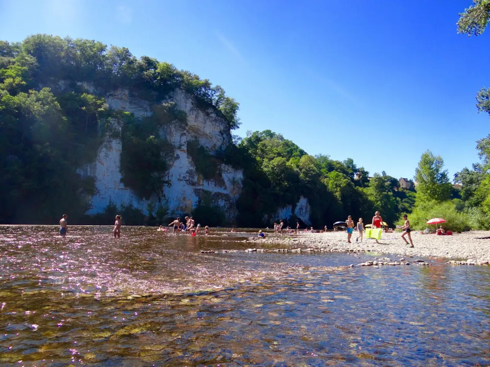 Camping Le Rocher de la Cave