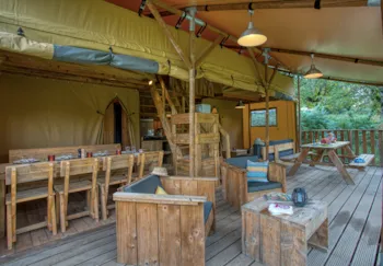 Mietunterkunft - Safari Zelt 8 - Camping Le Rocher de la Cave