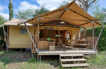 Mietunterkunft - Woody Zelt 5 - Camping Le Rocher de la Cave