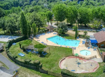 Camping Le Rocher de la Cave - Ucamping