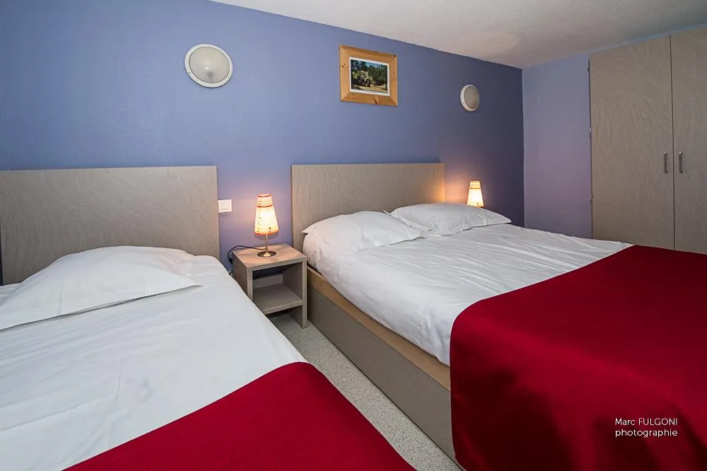 Chambre - 21/ Chambre Double A Triple Avec Television - DOMAINE DU HAUT DES BLUCHES