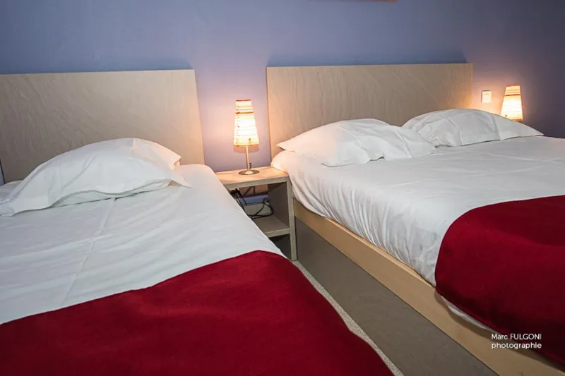 24 / Chambre Double Ou Triple Avec Television